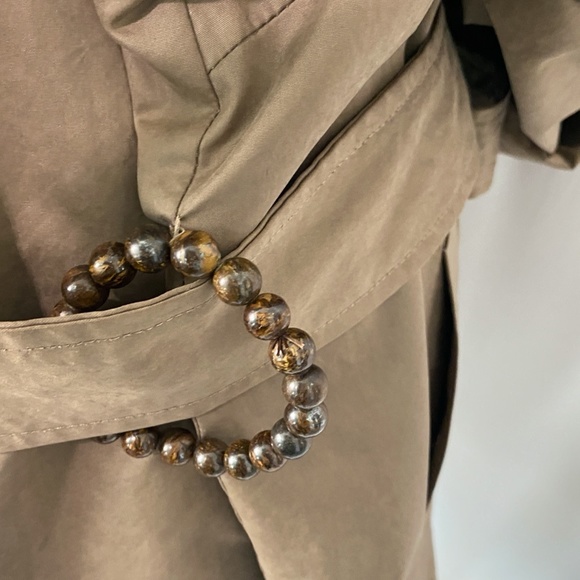 Ellen Tracy Lined and Belted Beige Over Coat/Trench - Picture 8 of 12